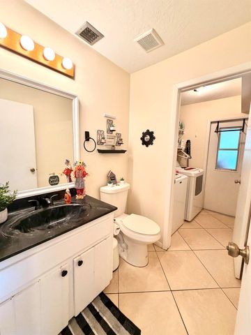 505 SE 18th Way, Okeechobee, FL 34974