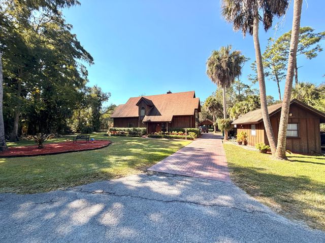 505 SE 18th Way, Okeechobee, FL 34974