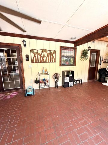 505 SE 18th Way, Okeechobee, FL 34974