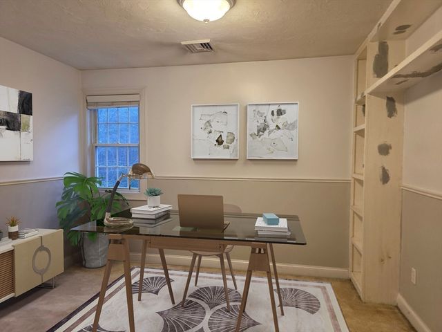 345 New Boston Rd, Sturbridge, MA 01566