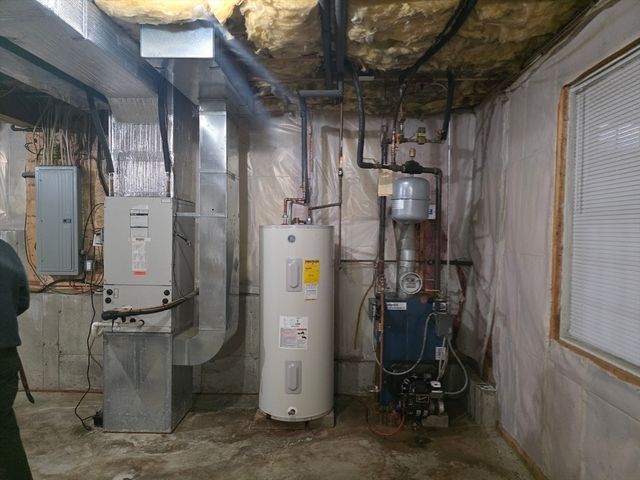 345 New Boston Rd, Sturbridge, MA 01566