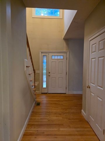 345 New Boston Rd, Sturbridge, MA 01566