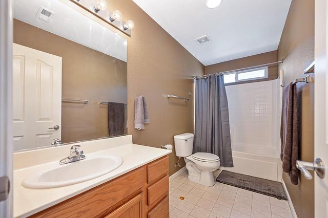 721 Dover Ln, Lincoln, CA 95648