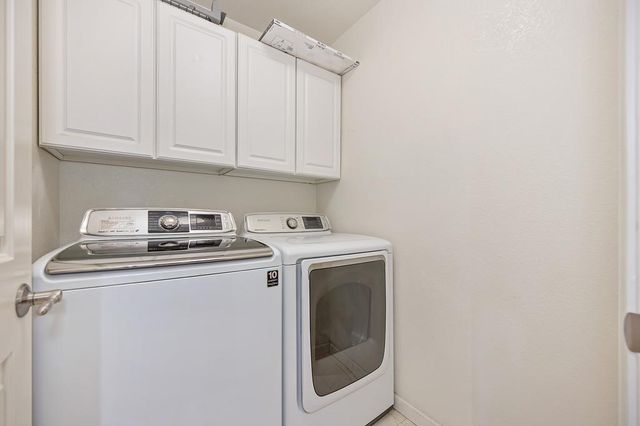 721 Dover Ln, Lincoln, CA 95648