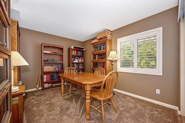 721 Dover Ln, Lincoln, CA 95648