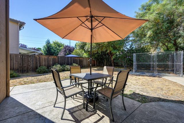 721 Dover Ln, Lincoln, CA 95648
