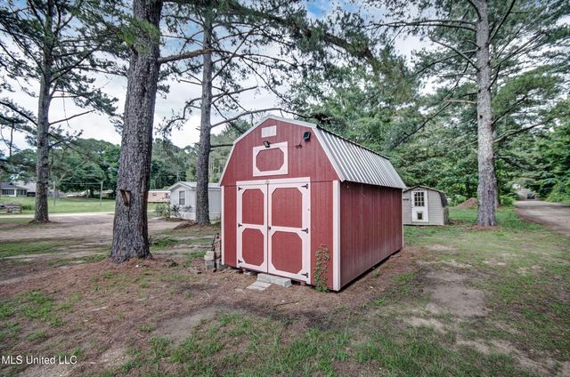 8962 Pleasant Hill Rd Road, Carthage, MS 39051