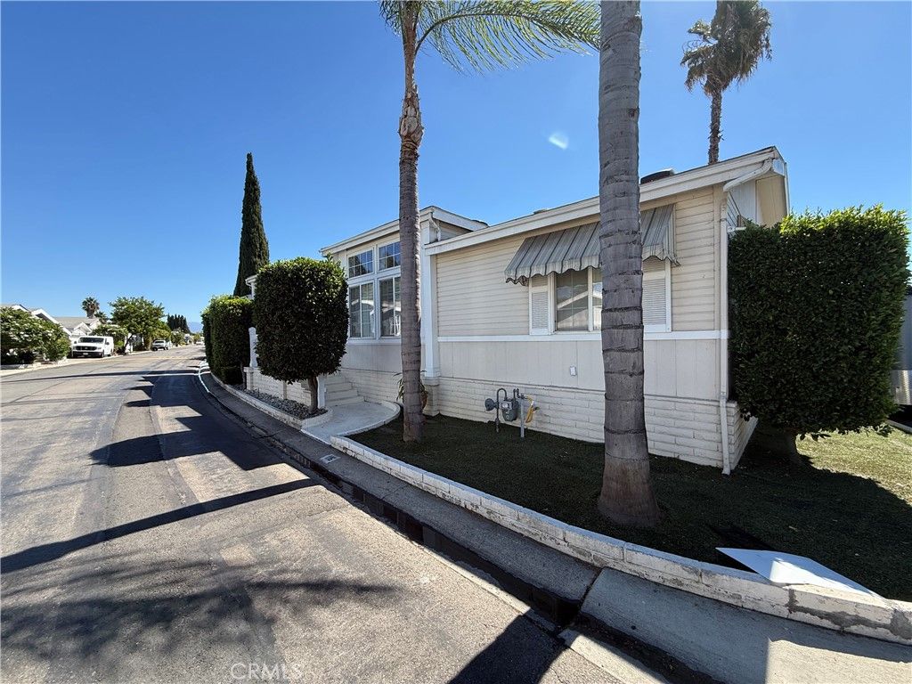 320 N Park Vista Street 116, Anaheim, CA 92806 — photo 4