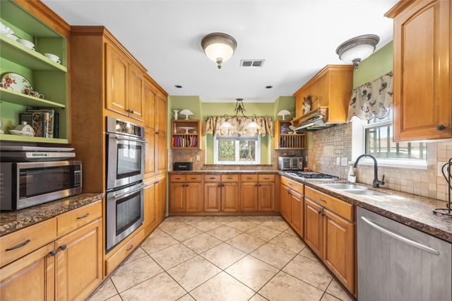 2414 Sieber Drive, Houston, TX 77017