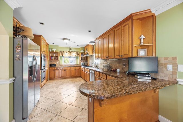 2414 Sieber Drive, Houston, TX 77017