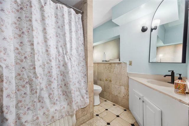2414 Sieber Drive, Houston, TX 77017