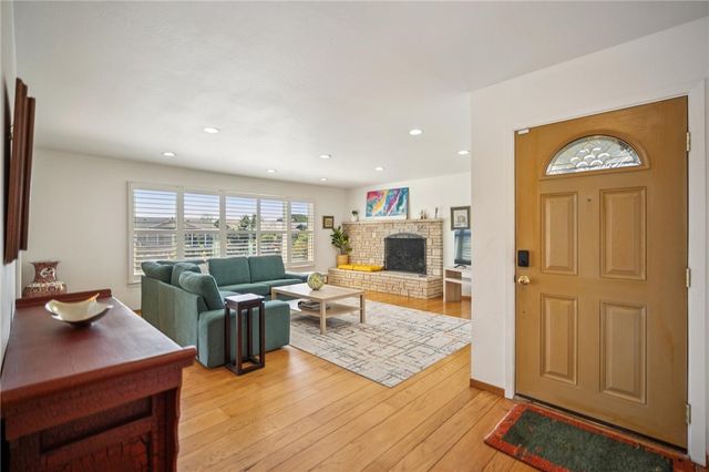 632 Waterview, Alameda, CA 94501