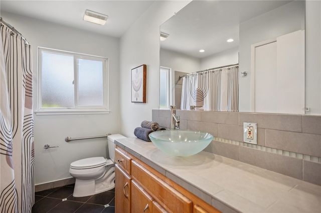 632 Waterview, Alameda, CA 94501