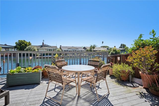 632 Waterview, Alameda, CA 94501