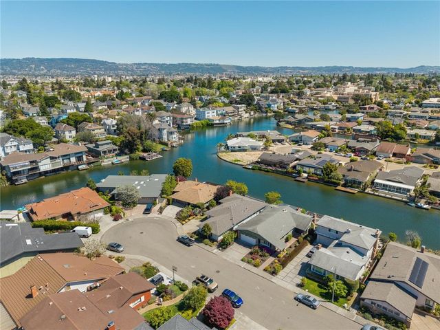 632 Waterview, Alameda, CA 94501