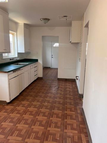 6230 Hayes St, Oakland, CA 94621