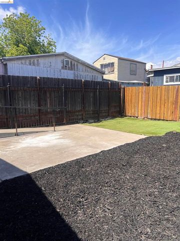 6230 Hayes St, Oakland, CA 94621