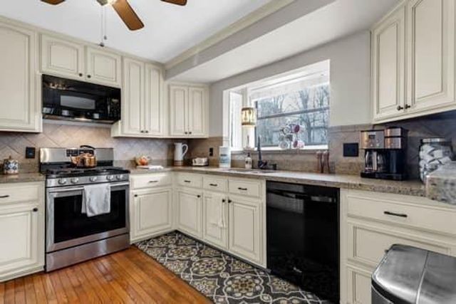 1833 Tree Top Court, Marietta, GA 30062