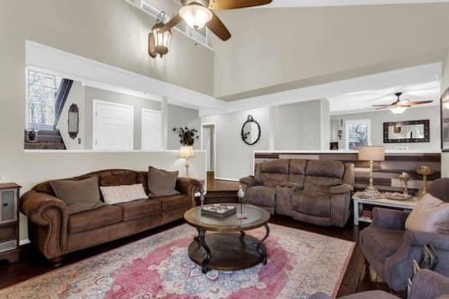 1833 Tree Top Court, Marietta, GA 30062