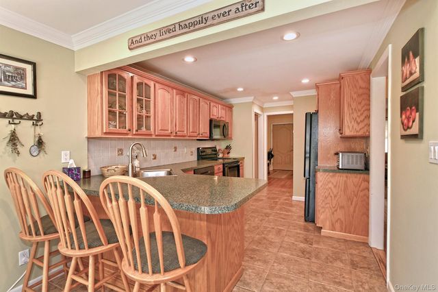 182 Siegel Boulevard, Babylon, NY 11702