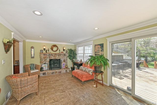 182 Siegel Boulevard, Babylon, NY 11702