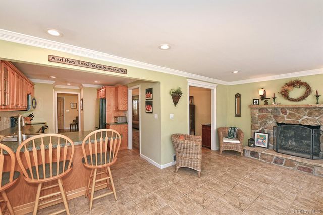 182 Siegel Boulevard, Babylon, NY 11702