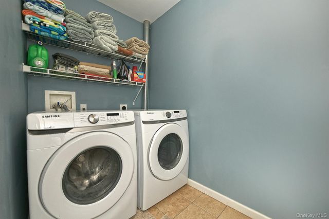 182 Siegel Boulevard, Babylon, NY 11702