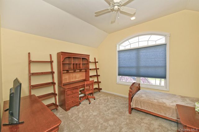 182 Siegel Boulevard, Babylon, NY 11702