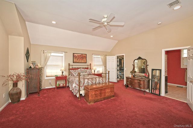 182 Siegel Boulevard, Babylon, NY 11702