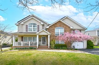 182 Siegel Boulevard, Babylon, NY 11702