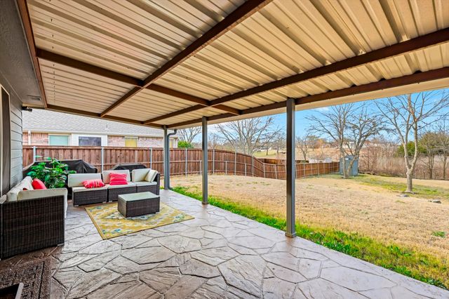 304 Harvard Drive, Princeton, TX 75407