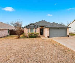 304 Harvard Drive, Princeton, TX 75407