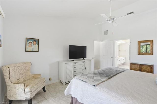 3852 Essex PL, Bonita Springs, FL 34134