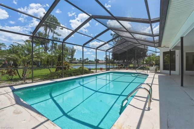 3852 Essex PL, Bonita Springs, FL 34134