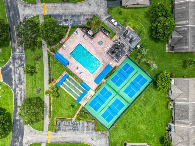 5250 Las Verdes Cir 212, Delray Beach, FL 33484