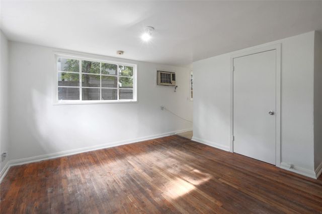 3400 Lafayette Ave B, Austin, TX 78722