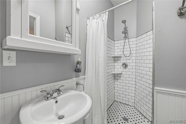 107 Ashland Avenue, Buffalo, NY 14222
