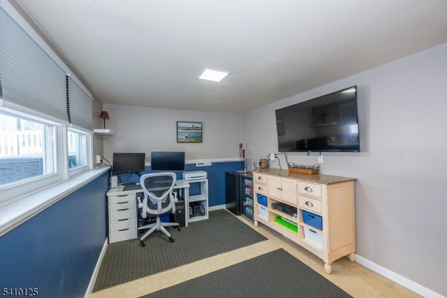 7 Carlson Pl, Parsippany-troy Hills Twp., NJ 07034