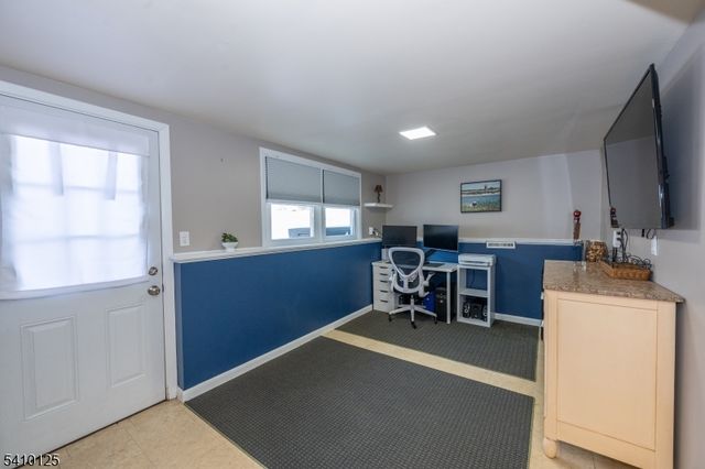 7 Carlson Pl, Parsippany-troy Hills Twp., NJ 07034