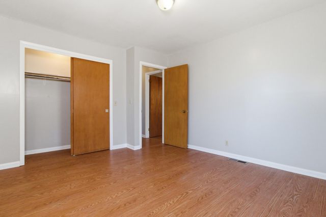 97 County Road 513, Gainesville, MO 65655