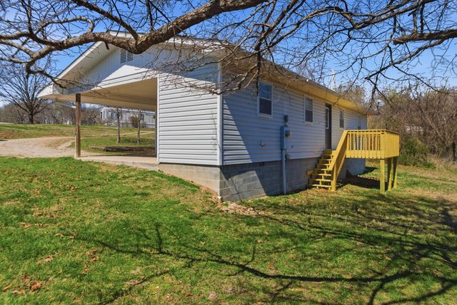 97 County Road 513, Gainesville, MO 65655