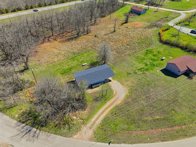 97 County Road 513, Gainesville, MO 65655