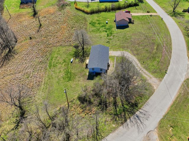 97 County Road 513, Gainesville, MO 65655