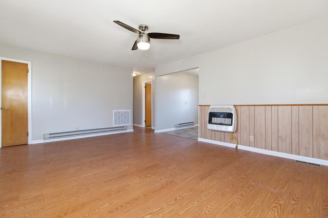 97 County Road 513, Gainesville, MO 65655