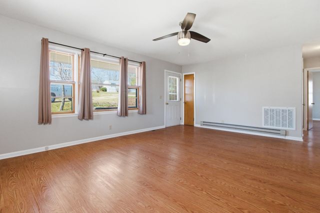 97 County Road 513, Gainesville, MO 65655