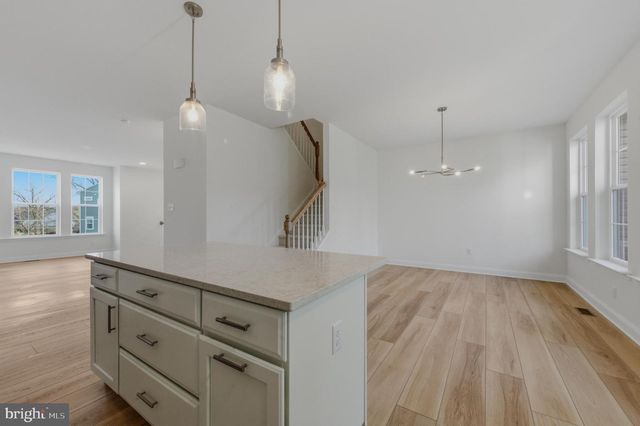 257 GROVE VIEW DR, Hockessin, DE 19707