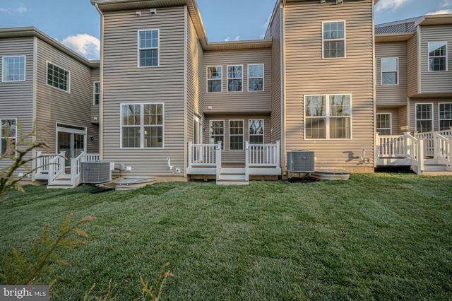 257 GROVE VIEW DR, Hockessin, DE 19707