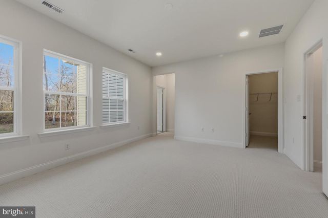 257 GROVE VIEW DR, Hockessin, DE 19707