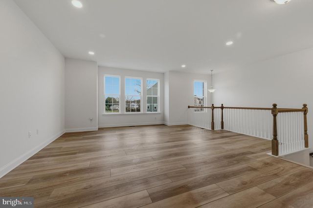 257 GROVE VIEW DR, Hockessin, DE 19707