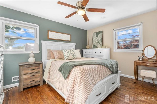 511 Decatur Avenue, Middlesex, NJ 08854